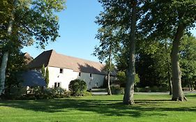 Domaine De La Tour Bed & Breakfast Saint-Pierre-Canivet Exterior photo