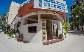 Shadow Palm Hotel Maafushi Exterior photo