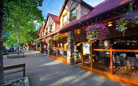 Bayshore Inn & Spa Waterton Park Exterior photo