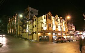 Hotel Villa Brescia Ushuaia Exterior photo