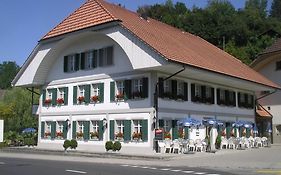 Gasthof Loewen Hotel Melchnau Exterior photo