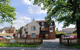 Gainsborough Lodge Horley Exterior photo