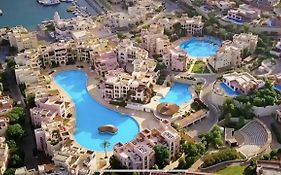 Romantic Chalet Between Swimming Pools And Close To The Seashore Aqaba Exterior photo