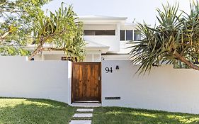 Cape Beach House Hotel Byron Bay Exterior photo