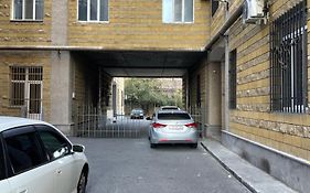 Gold Bunker Apartment Yerevan Exterior photo