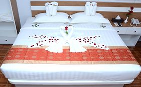 Kaung Myint Hotel Mandalay Room photo