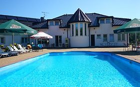 Brydar With Sauna, Swimming Pool And Jacuzzi Hotel Mielno  Exterior photo