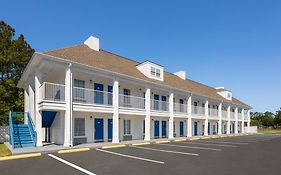 Baymont By Wyndham Brunswick Ga Hotel Exterior photo