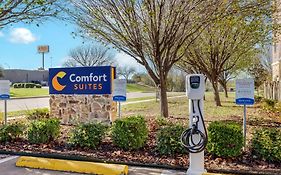 Comfort Suites Benbrook Exterior photo