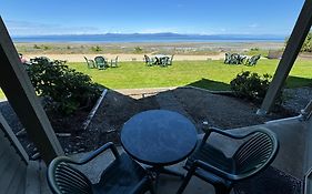 Shorewater Resort Beachfront Condo Qualicum Beach Exterior photo