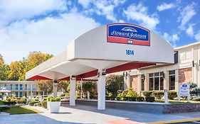 Howard Johnson By Wyndham Albany Exterior photo