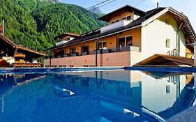 Dorf.Apart Apartment Neustift im Stubaital Exterior photo