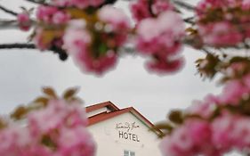 Normandy Farm Hotel & Conference Center Blue Bell Exterior photo