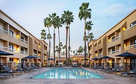 Courtyard By Marriott Palm Springs Hotel Exterior photo