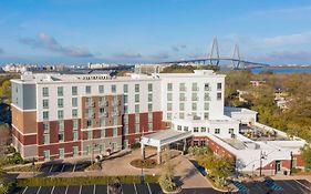 Hilton Garden Inn Charleston / Mt. Pleasant Exterior photo