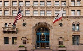 Courtyard By Marriott San Diego Downtown Exterior photo