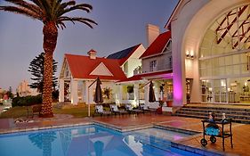 Courtyard Hotel Gqeberha Port Elizabeth Exterior photo