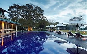 Ekho Lake Hotel Polonnaruwa Exterior photo