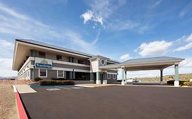 Travelodge By Wyndham Globe Az Exterior photo