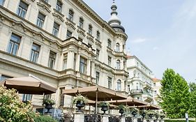 Le Palais Art Hotel Prague Exterior photo