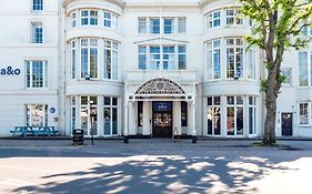 A&O Brighton Palace Pier Hostel Exterior photo