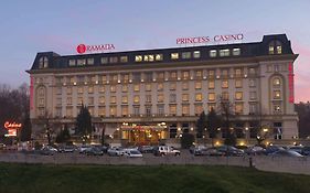 Ramada By Wyndham Plovdiv Trimontium Hotel Exterior photo