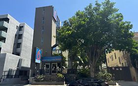 Motel 6 Hollywood Los Angeles Exterior photo