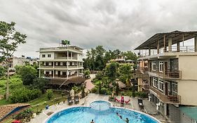 Hotel Riverside With Swimming Pool Sauraha Exterior photo