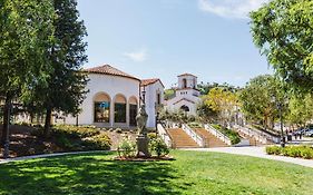 Cambria Hotel Calabasas - Malibu Exterior photo