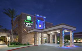 Holiday Inn Express & Suites - Gilbert - East Mesa, An Ihg Hotel Exterior photo