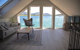 Amazing Fisherman Cabin In The Heart Of Lofoten Villa Leknes Exterior photo