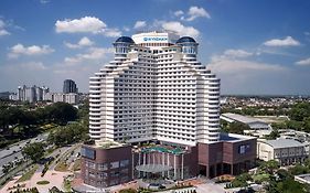 Wyndham Acmar Klang Hotel Exterior photo