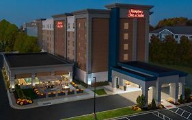 Hampton Inn & Suites Cleveland-Beachwood Exterior photo