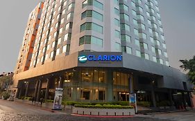 Hotel Clarion Suites Guatemala Exterior photo