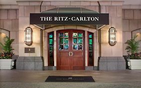 The Ritz-Carlton Osaka Hotel Exterior photo