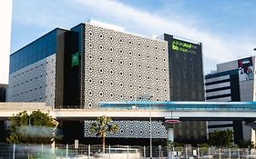 Ibis Styles Dubai Airport Hotel Exterior photo