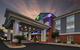 Holiday Inn Express Hotel & Suites - Sumter, An Ihg Hotel Exterior photo