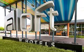 Aloft Philadelphia Airport Hotel Exterior photo