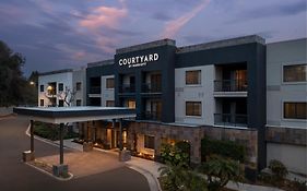 Courtyard By Marriott San Diego Carlsbad Hotel Exterior photo