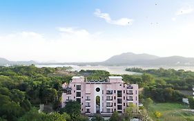 The Sierra - By The Lake Hotel Udaipur Exterior photo