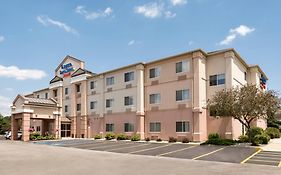 Fairfield Inn & Suites By Marriott Toledo Maumee Exterior photo