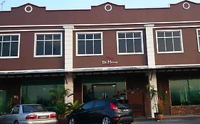 De Mesra Villa Kangar Exterior photo