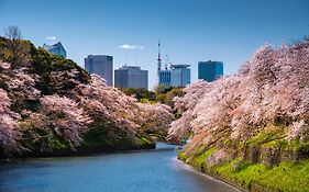 Four Seasons Hotel Tokyo At Marunouchi Exterior photo