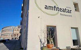 Hotel Amfiteatar Pula Exterior photo