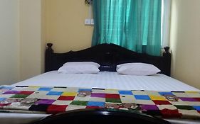 T Venus Hostel Yangon Room photo