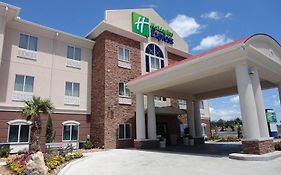 Holiday Inn Express Kenedy, An Ihg Hotel Exterior photo