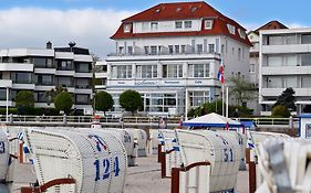 Hotel Strandschloesschen Lubeck Exterior photo