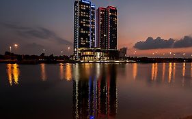 Ibis Abu Dhabi Gate Hotel Exterior photo