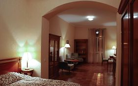 Central Apartments Lviv Room photo