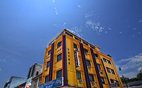 Mersing Hotel Exterior photo